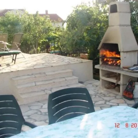 Ante * Brodarica (Sibenik-Knin)