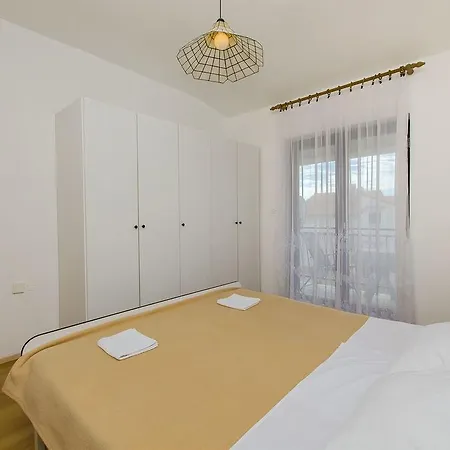 Apartment Ante Brodarica (Sibenik-Knin)